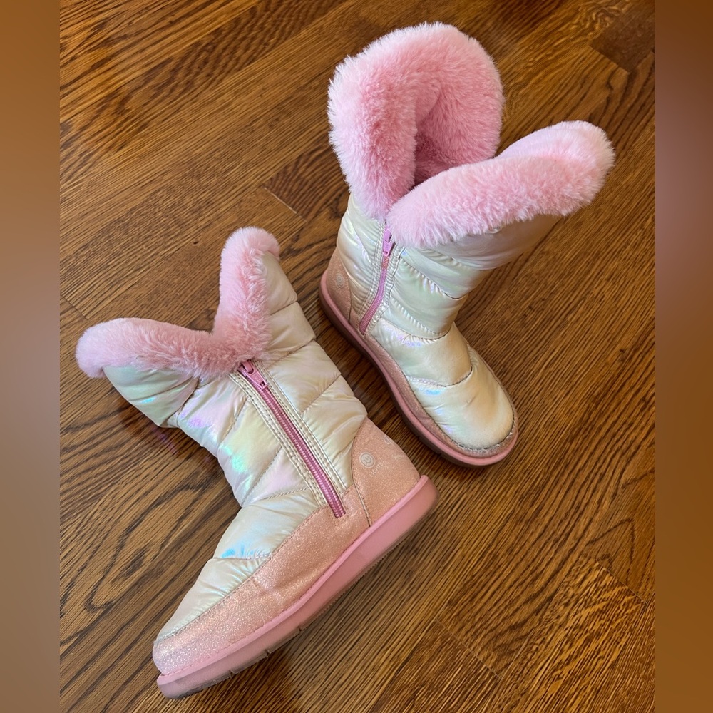 Skechers Twinkle Toes Pink Shimmering Faux Fur-Lined Light UpToddler Girls Boots